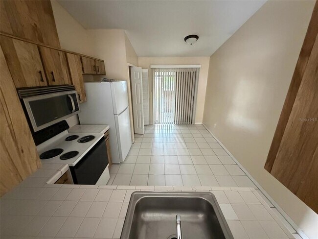 Photo - 2714 Adela Ave