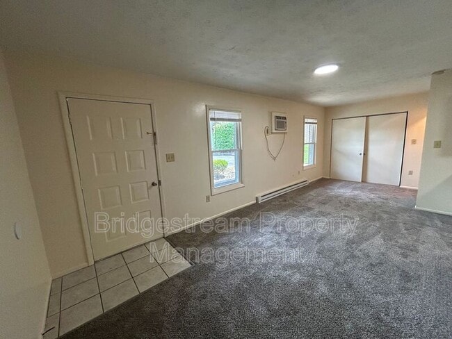 Building Photo - 7123 N Springboro Pike Rental