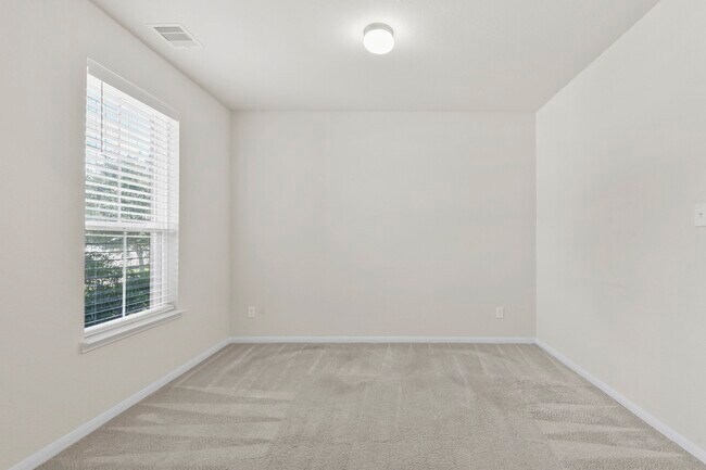 Photo - 3011 Tandem Ct