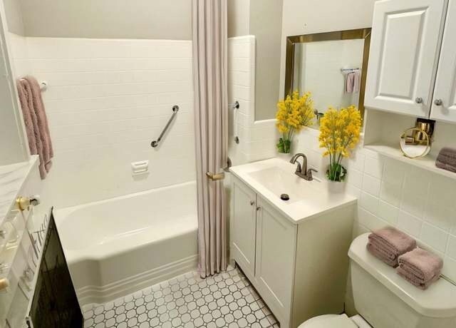 Photo - 8 Alton Pl Unit #5