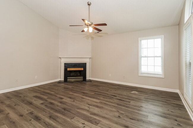 Photo - 9033 Shenington Pl