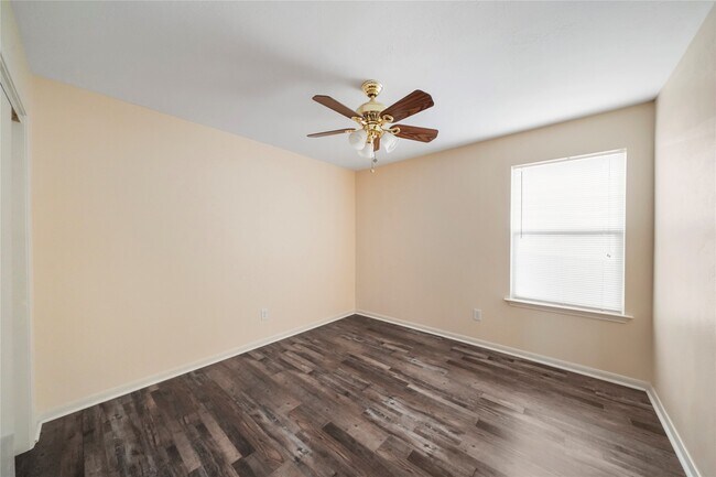 Photo - 20410 Pomegranate Ln