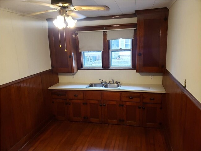 Photo - 36 Roberts St