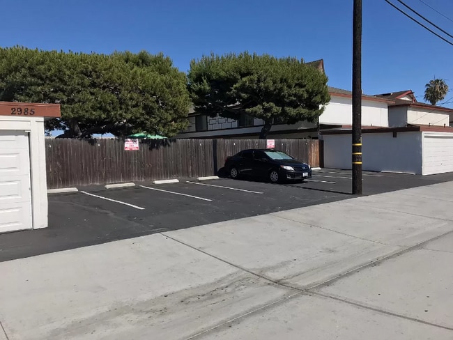 Photo - 2977 Mendoza Dr