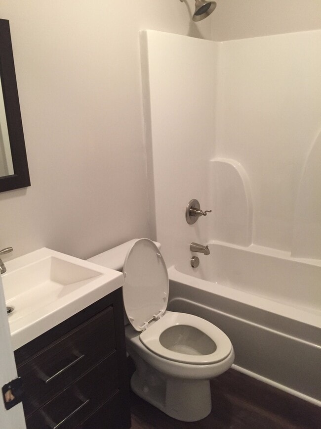 Photo - 1359 Newmantown Rd