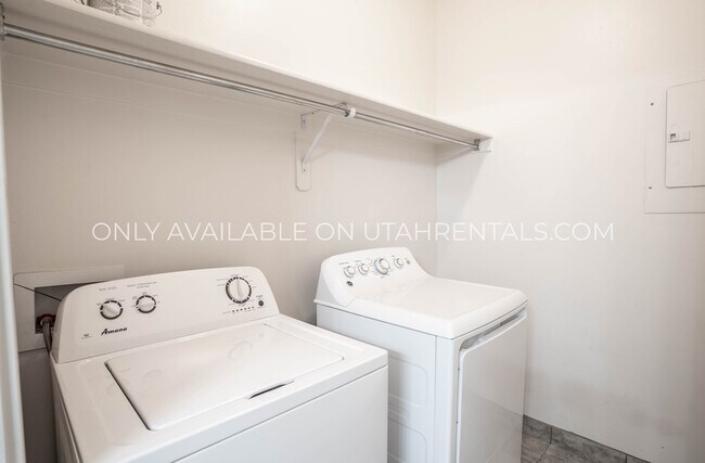 Photo - 1955 N 550 W Unidad 102