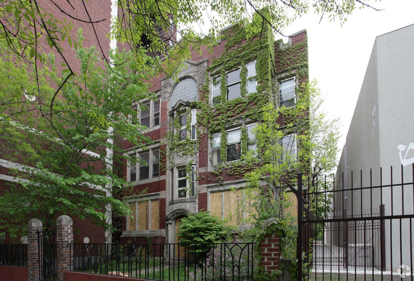 Photo - 5232 S. Hyde Park