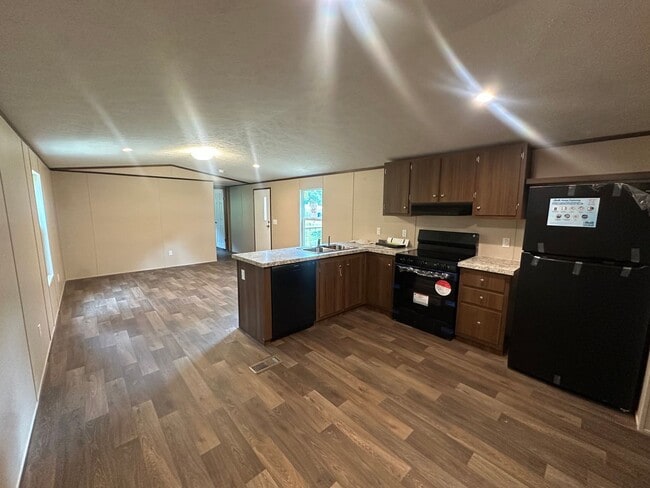 106 Norwood Dr