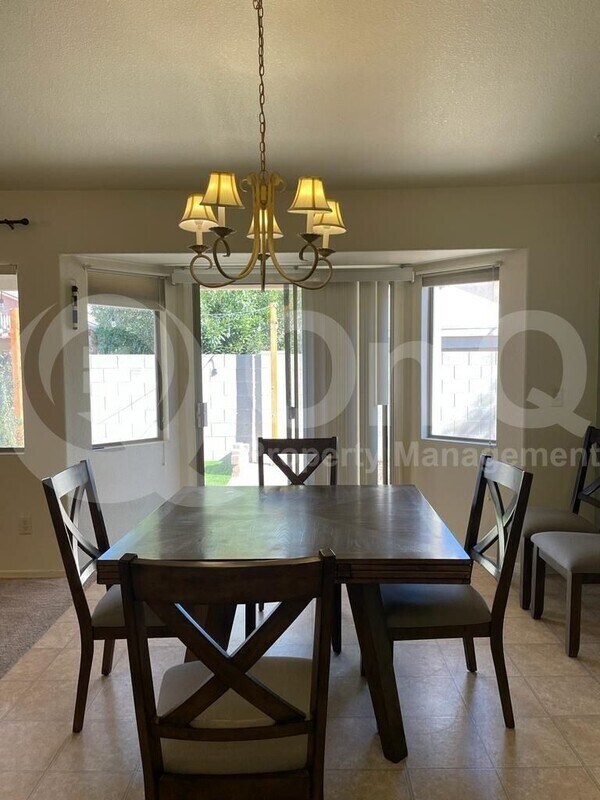 Photo - 3127 S Quinn Dr