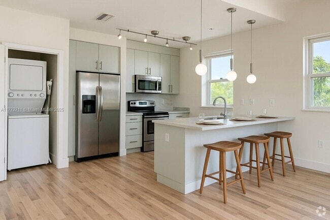 Building Photo - 6701 Biscayne Blvd Unit 201 Rental