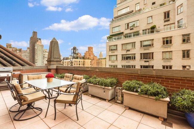 Building Photo - 188 E 70th St Rental