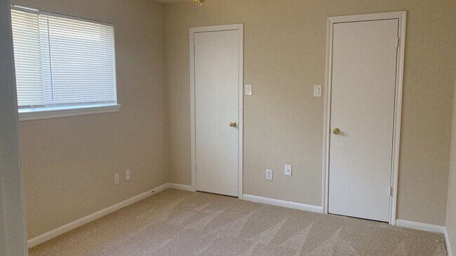 Photo - 3730 Village Grove Dr