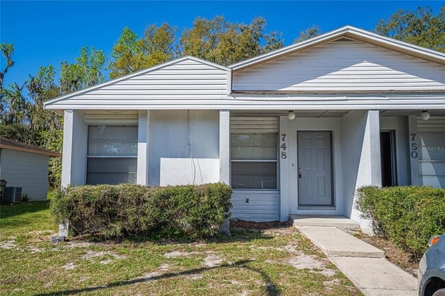 Photo - 748 Zella Ln Townhome