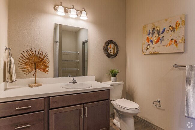 2BR, 2BA - 1,395 SF