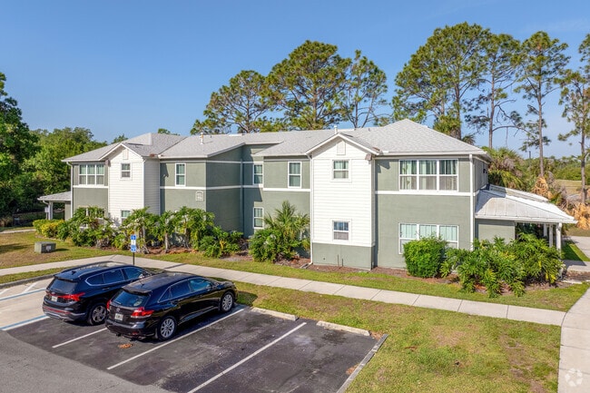 532 Park Tree Ter Orlando, FL 32825