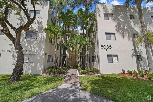 Building Photo - 8035 SW 107th Ave Unit 115 Rental