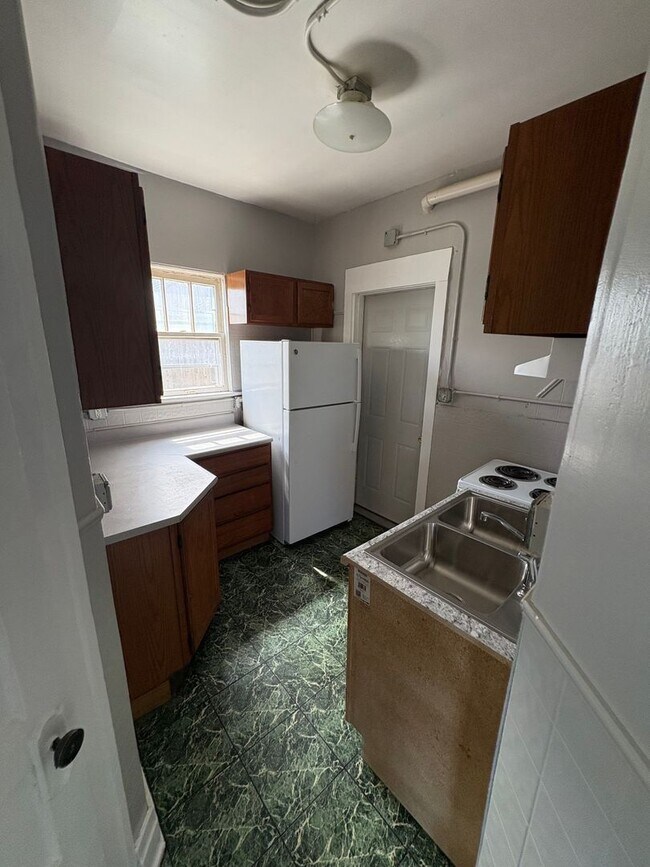 Photo - 610 Wellington St Unit A6