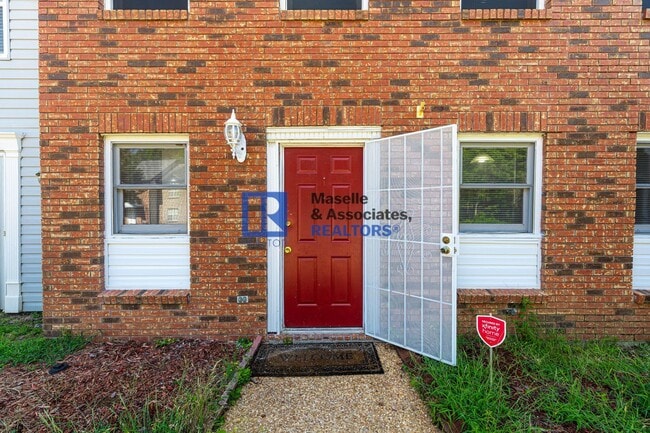 Photo - 3 Bed/2.5 Bath in Brookwood Subdivision