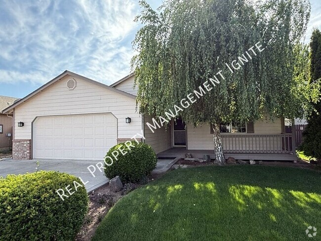 Building Photo - 1933 SW 35th Pl Rental