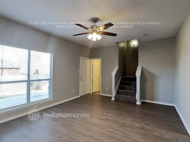 Photo - 1306 Deville Cir