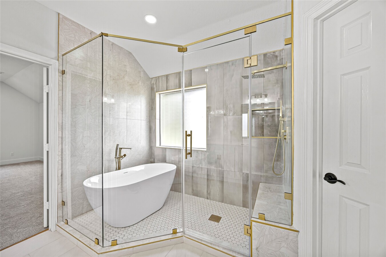 Photo - 5910 Country Brook Ct