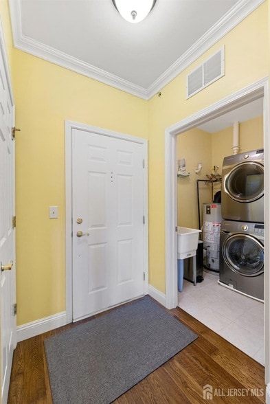 Photo - 540 Cranbury Rd