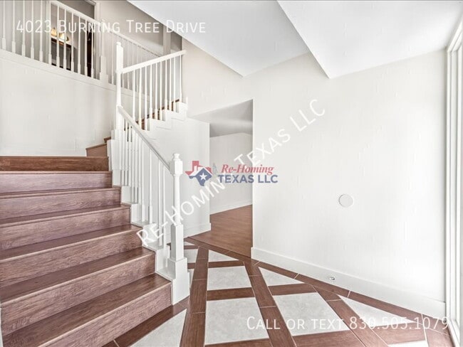 Photo - 4023 Burning Tree Dr