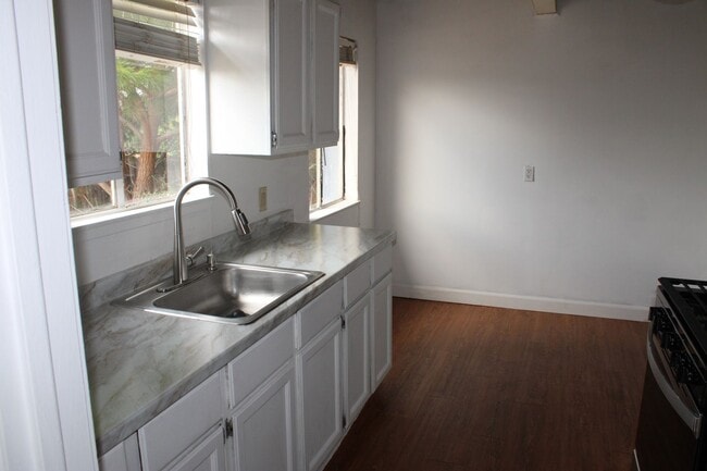 Photo - 3 bed 1 bath home