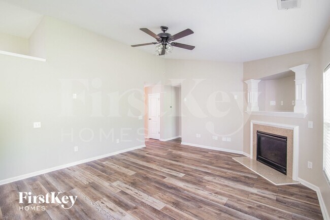 Photo - 3384 Fletton Way