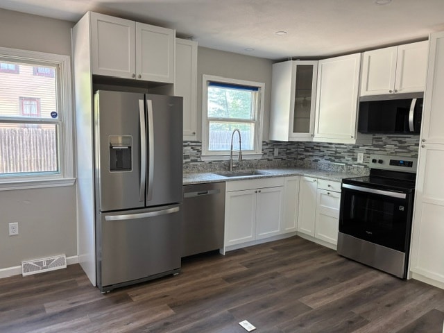 kitchen - 863 S Silver Lake St Apartments Unit Lower
