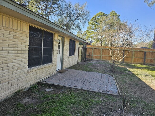 Photo - 2327 Shadbury Ct