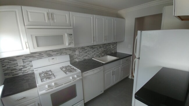 Photo - 244 Halstead Ave Unit 3E