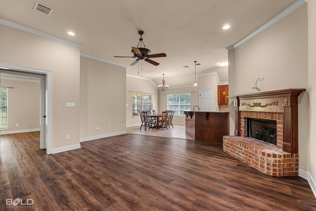 Photo - 126 Satinwood Cir