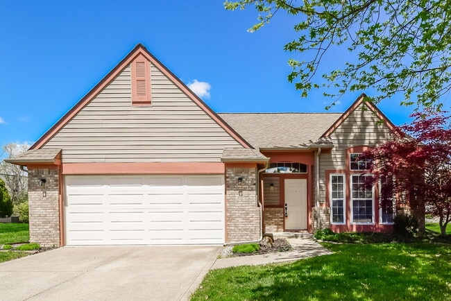 Photo - 1820 Beckenbauer Ln House