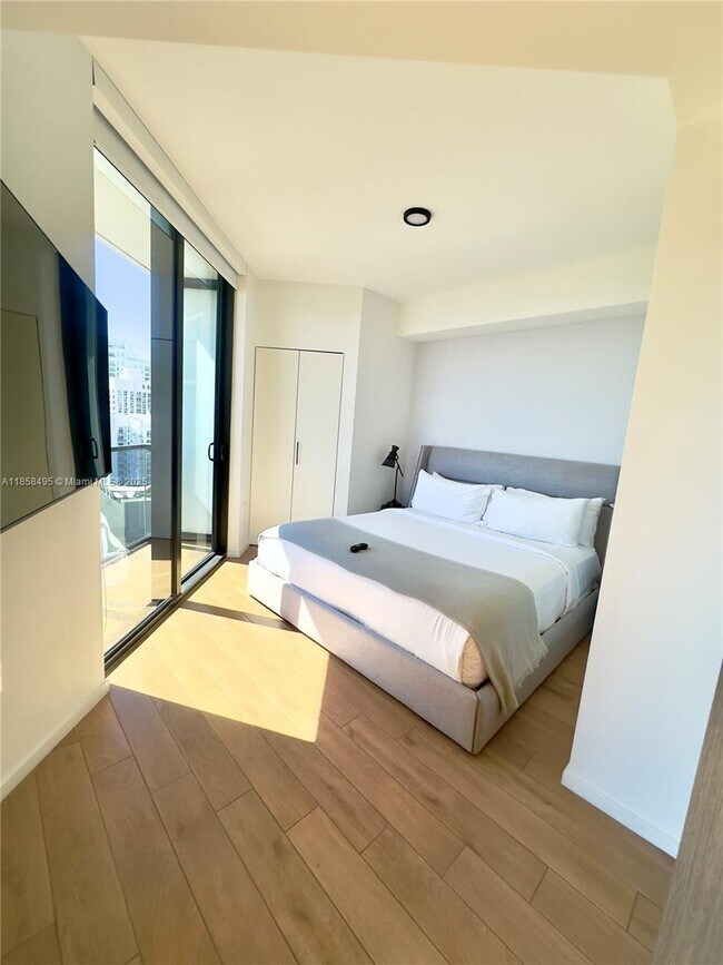 Photo - 398 NE 5th St Unit 2114