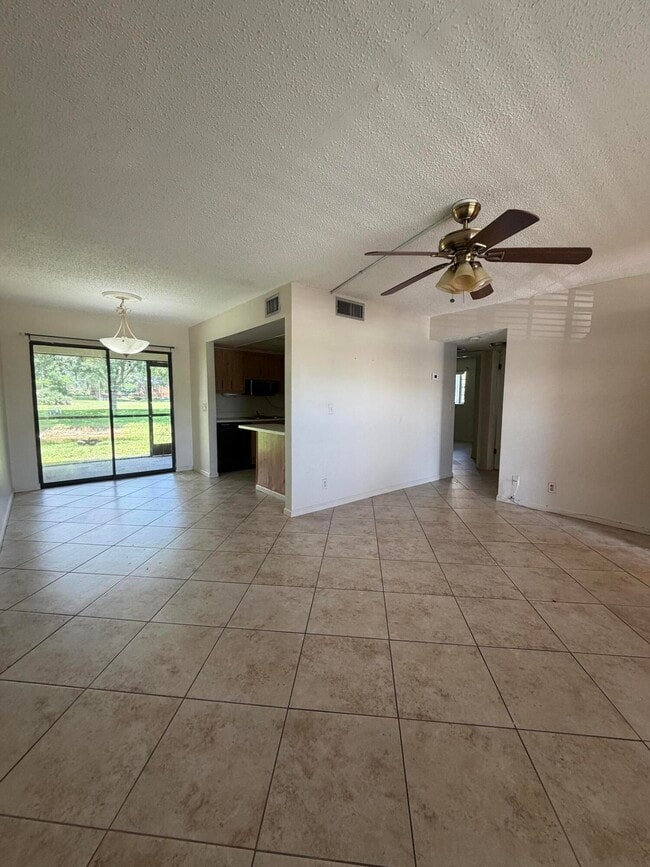Photo - 4141 Oak Terrace Dr Unit 4141