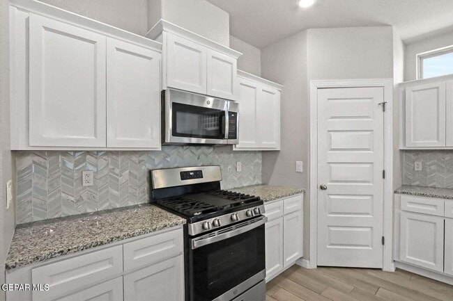 Photo - 13186 Emerald Isle St