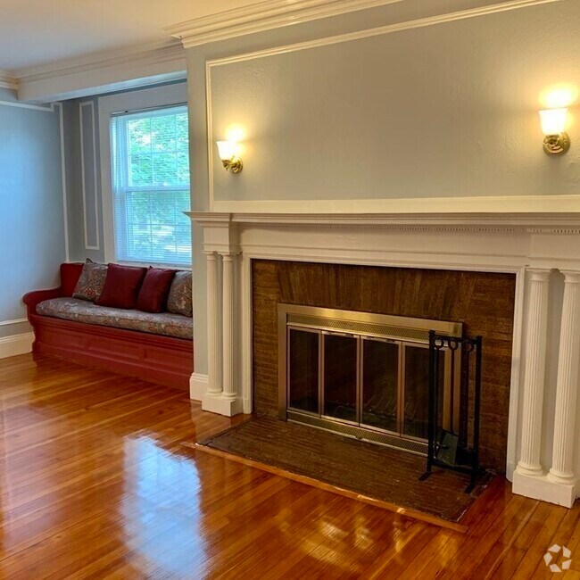 Building Photo - 15 Braemore Rd Rental