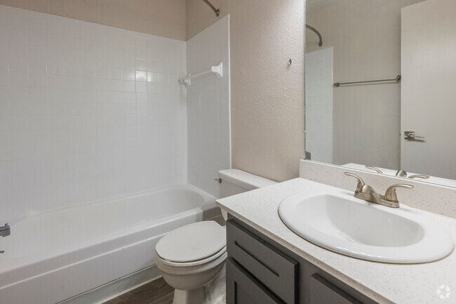 2BR, 2BA - 978SF - Second Bathroom