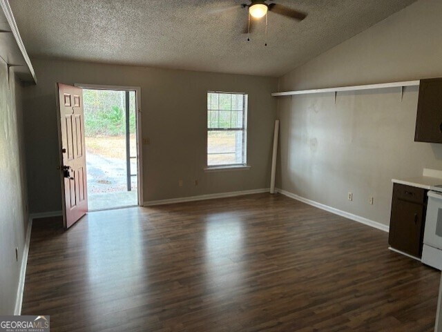 Photo - 421 W King Ave