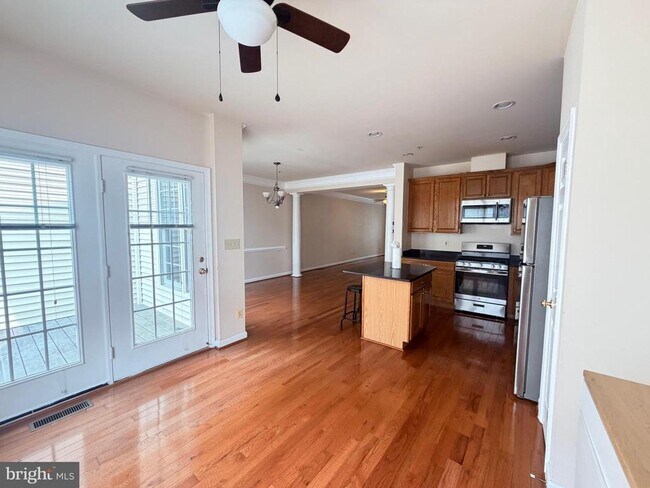 225 Deer Meadow Ln