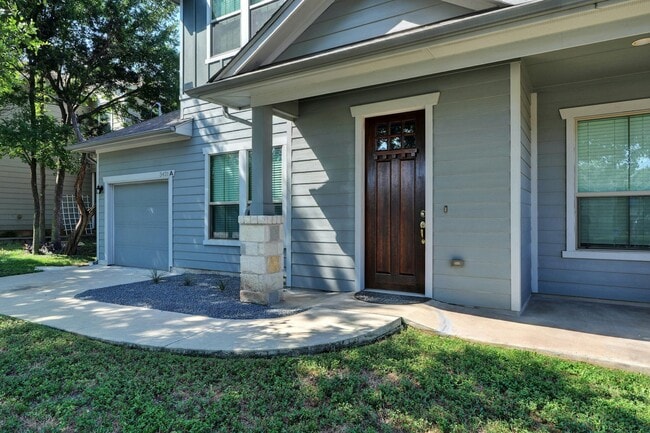 Photo - 3421 Blumie St