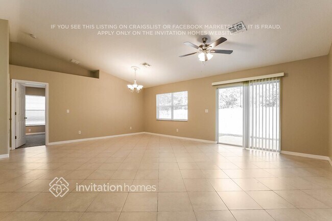 Photo - 11609 Lake Dr