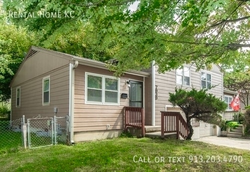 Building Photo - 7939 Robinson St Rental