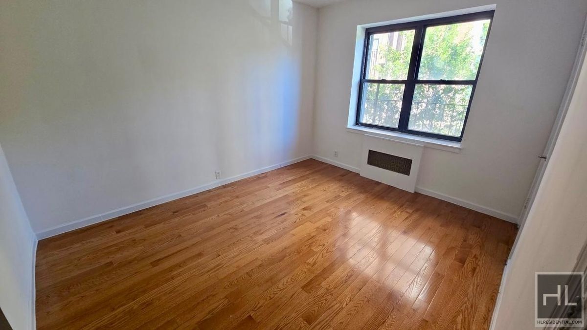 Photo - East 61 Street Unit 3E