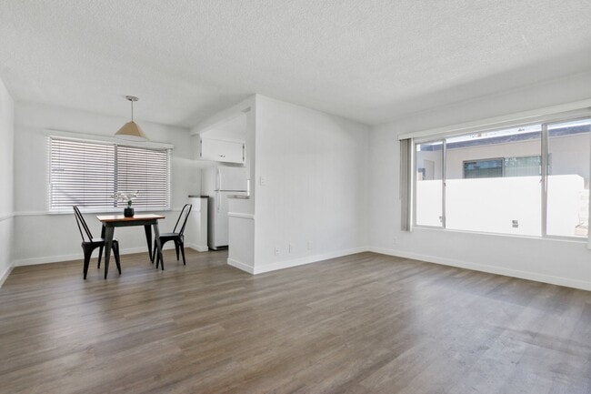 Photo - 11615 Darlington Ave Unidad 10