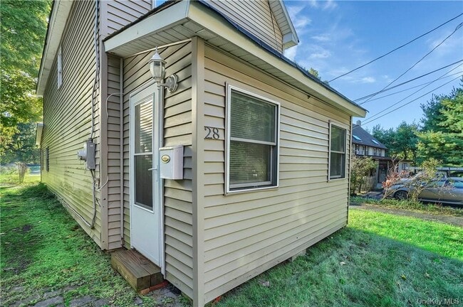 Photo - 28 Spring St