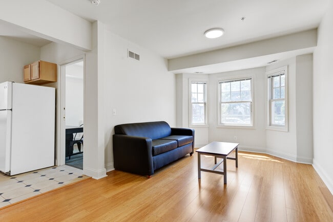 727 South Forest Avenue - 727 South Forest Avenue Apartments