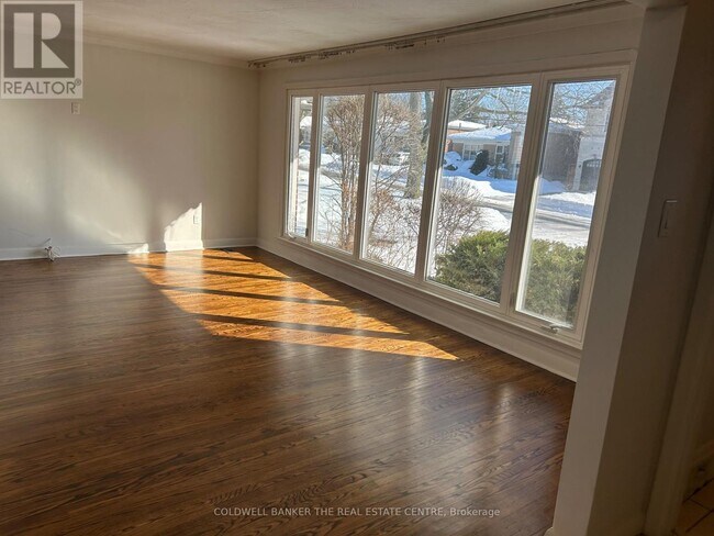 Photo - 294 Betty Ann Dr