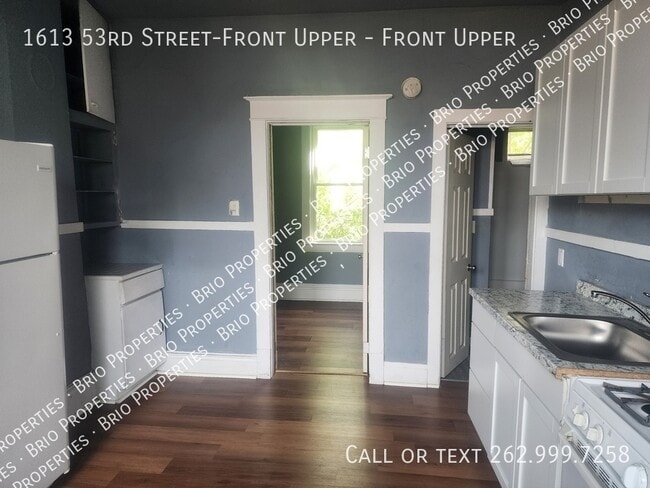 Photo - 1613 53rd St Unit Front Upper